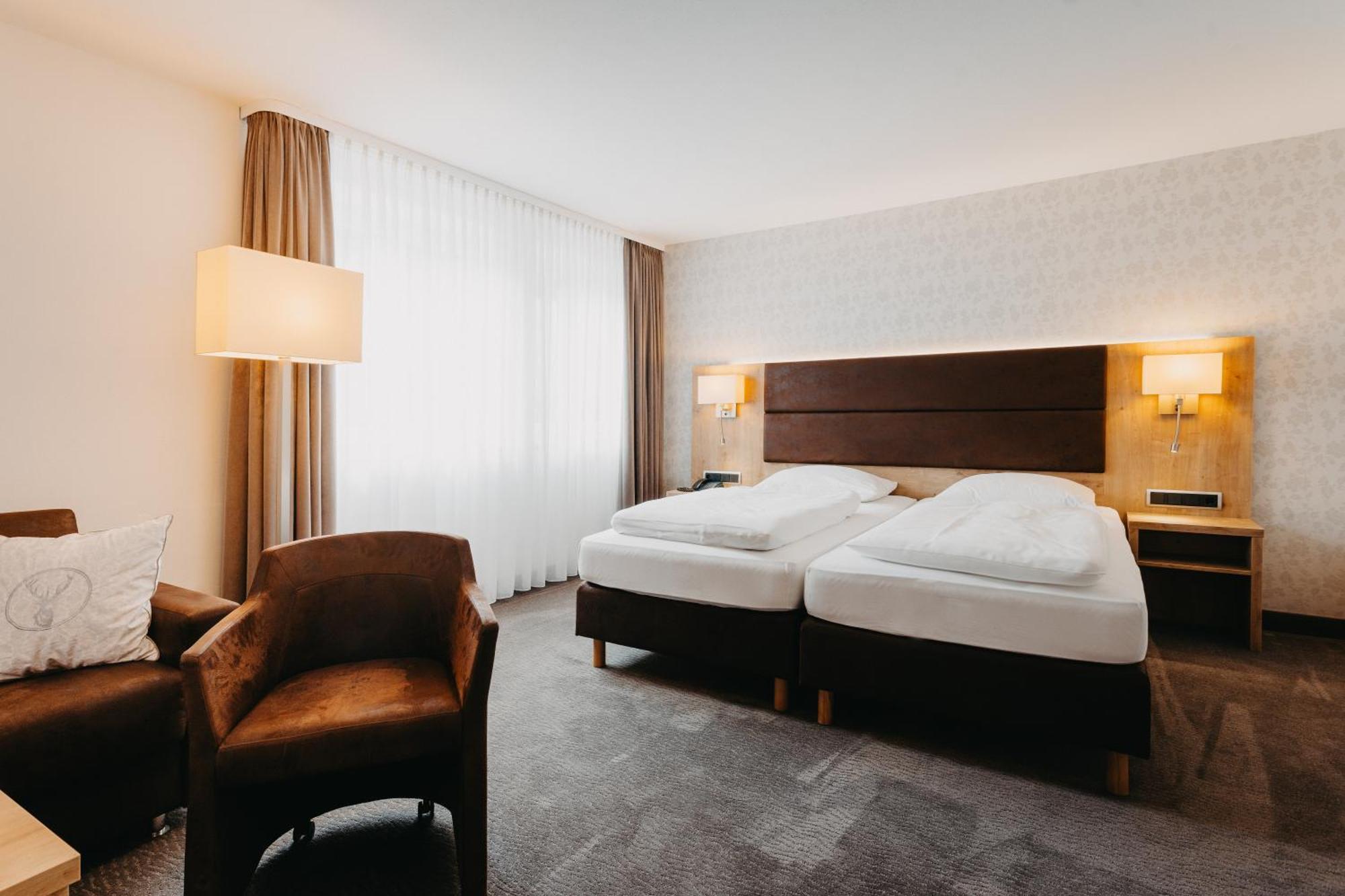 Hirschenwirt Hotel Eichstätt Екстериор снимка